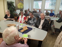 Kahvitus Toimintakeskuksessa

Kuva Anja Virta